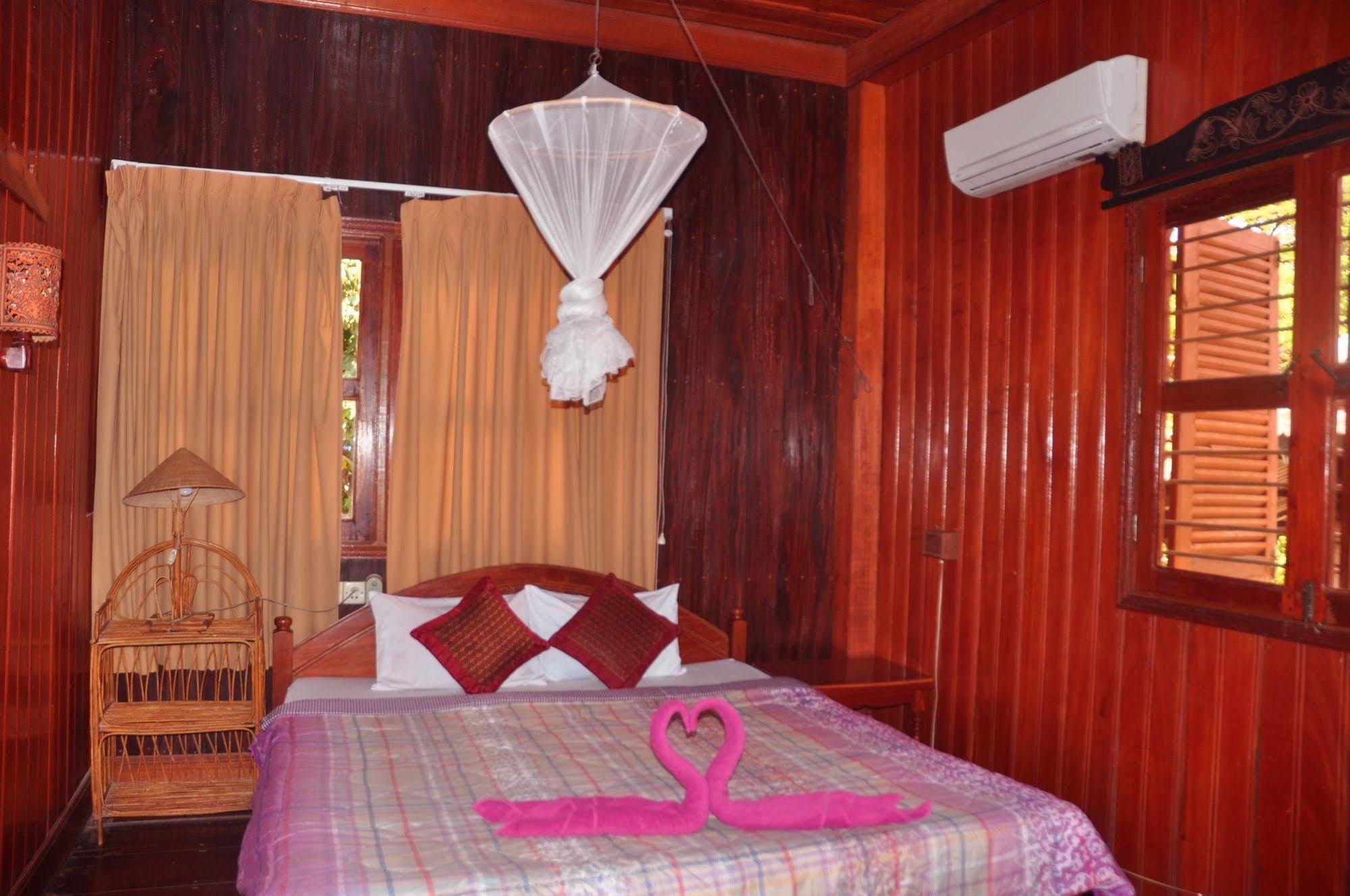 Big Lyna Villa Siem Reap Eksteriør billede