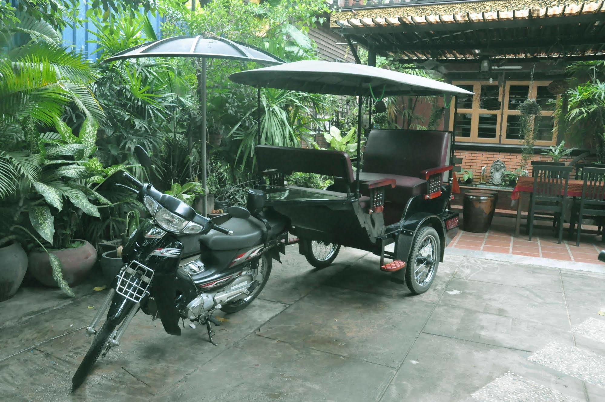 Big Lyna Villa Siem Reap Eksteriør billede